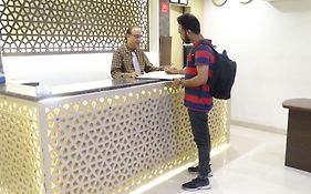 Hotel Sunshine Airport